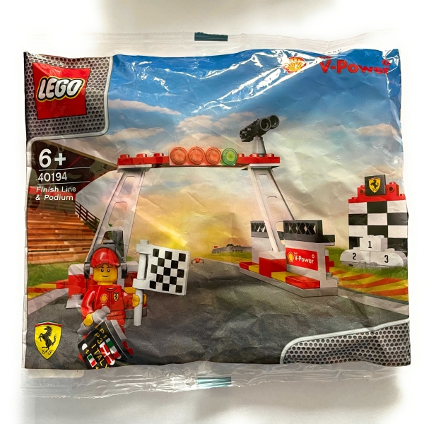 Lego EV-Power - Ferrari linia mety i podium - 40194